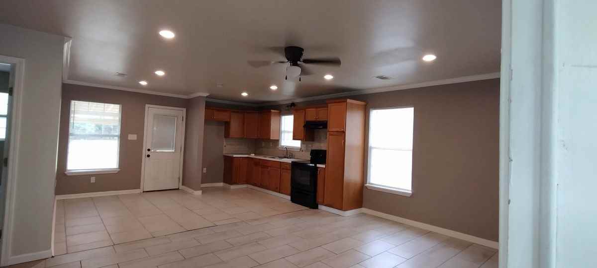 2508 Ray Weiland Dr - Photo 3 of 10