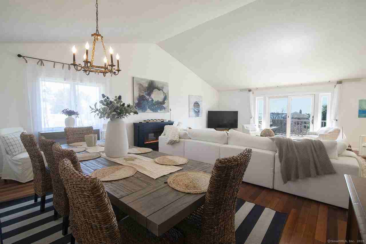 782 Groton Long Point Rd - Photo 6 of 22