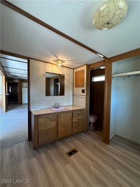 140 Lamplighter Ln - Photo 6 of 17