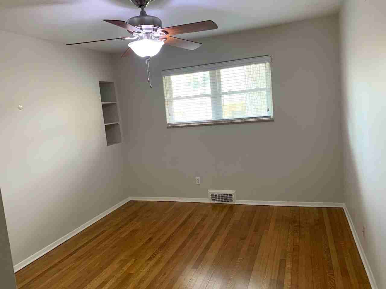 5209 Walnut Grove Rd - Photo 6 of 25