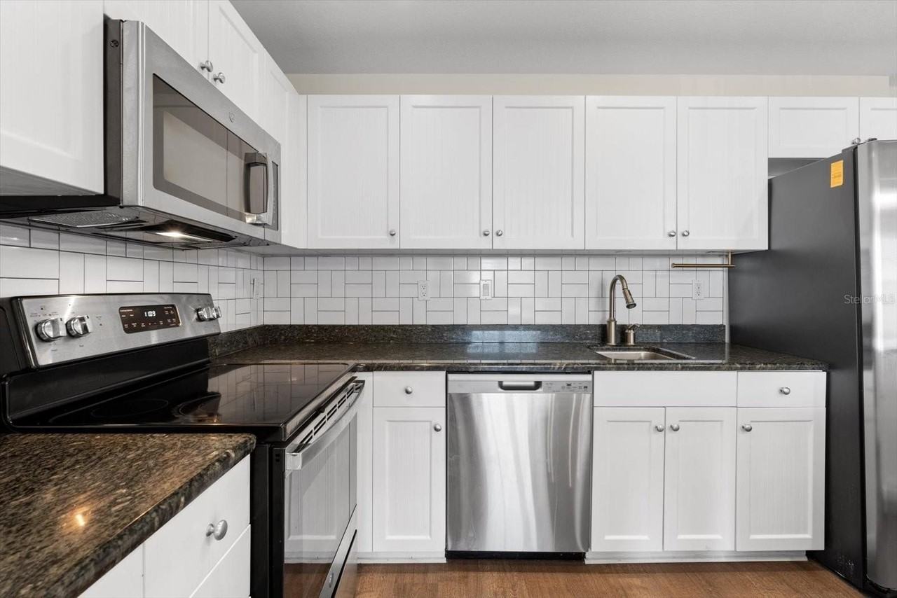 536 Bahia Beach Blvd #412A - Photo 4 of 27