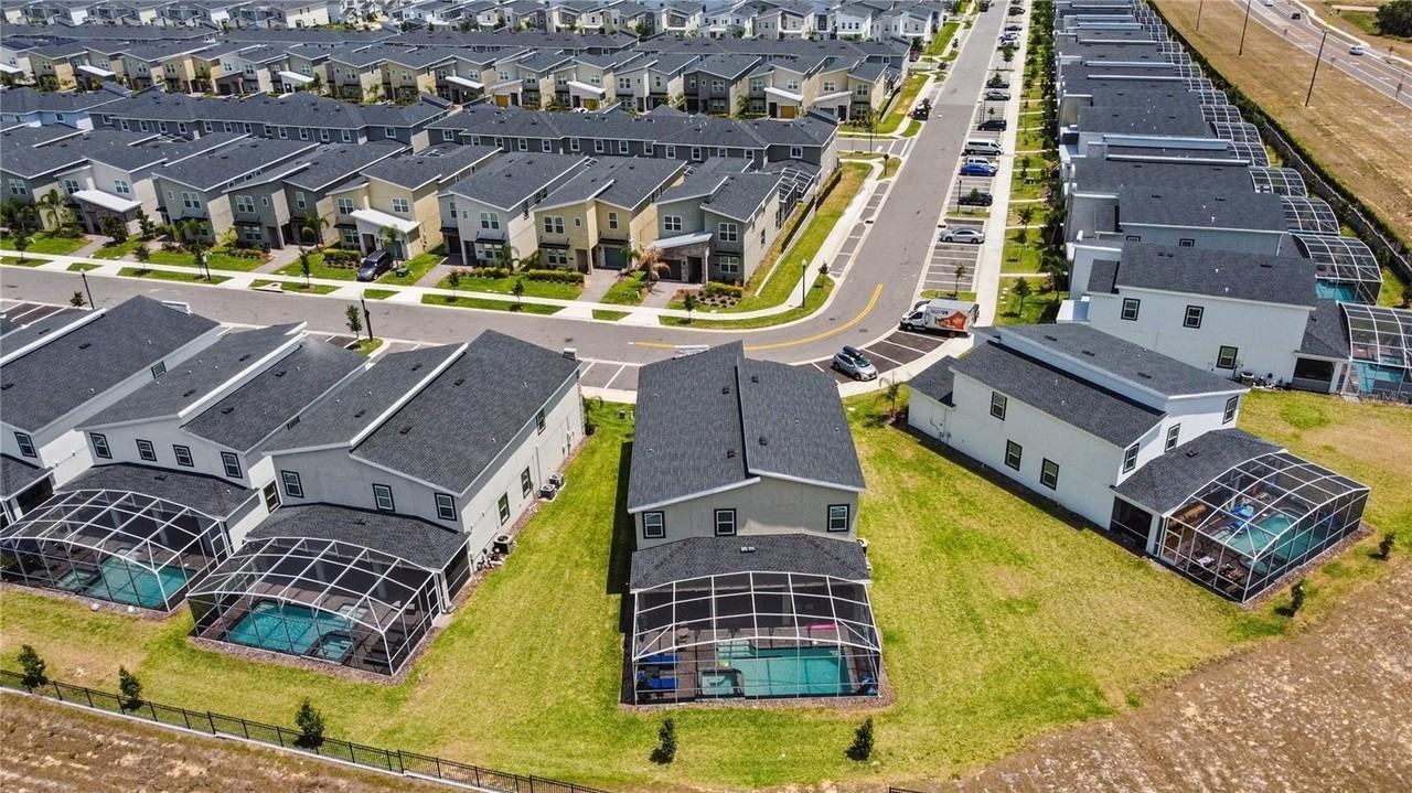 9084 Sommerset Hills Dr - Photo 6 of 50