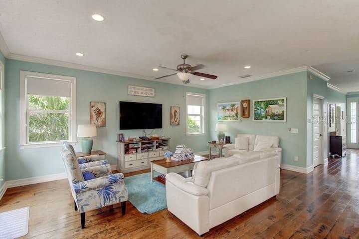 4808 Gulf Dr #B - Photo 5 of 50