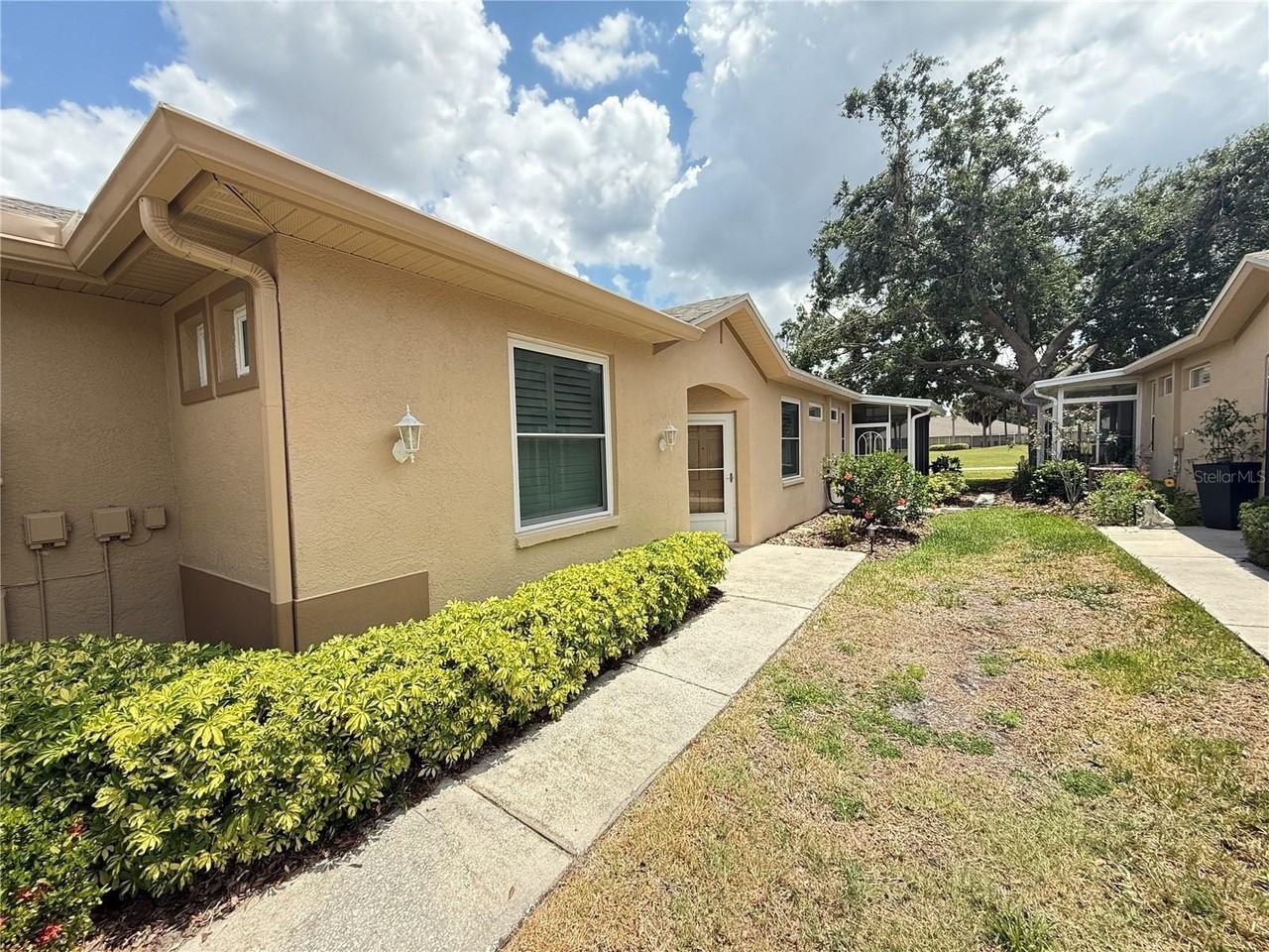 2116 Acadia Greens Dr #64 - Photo 5 of 47