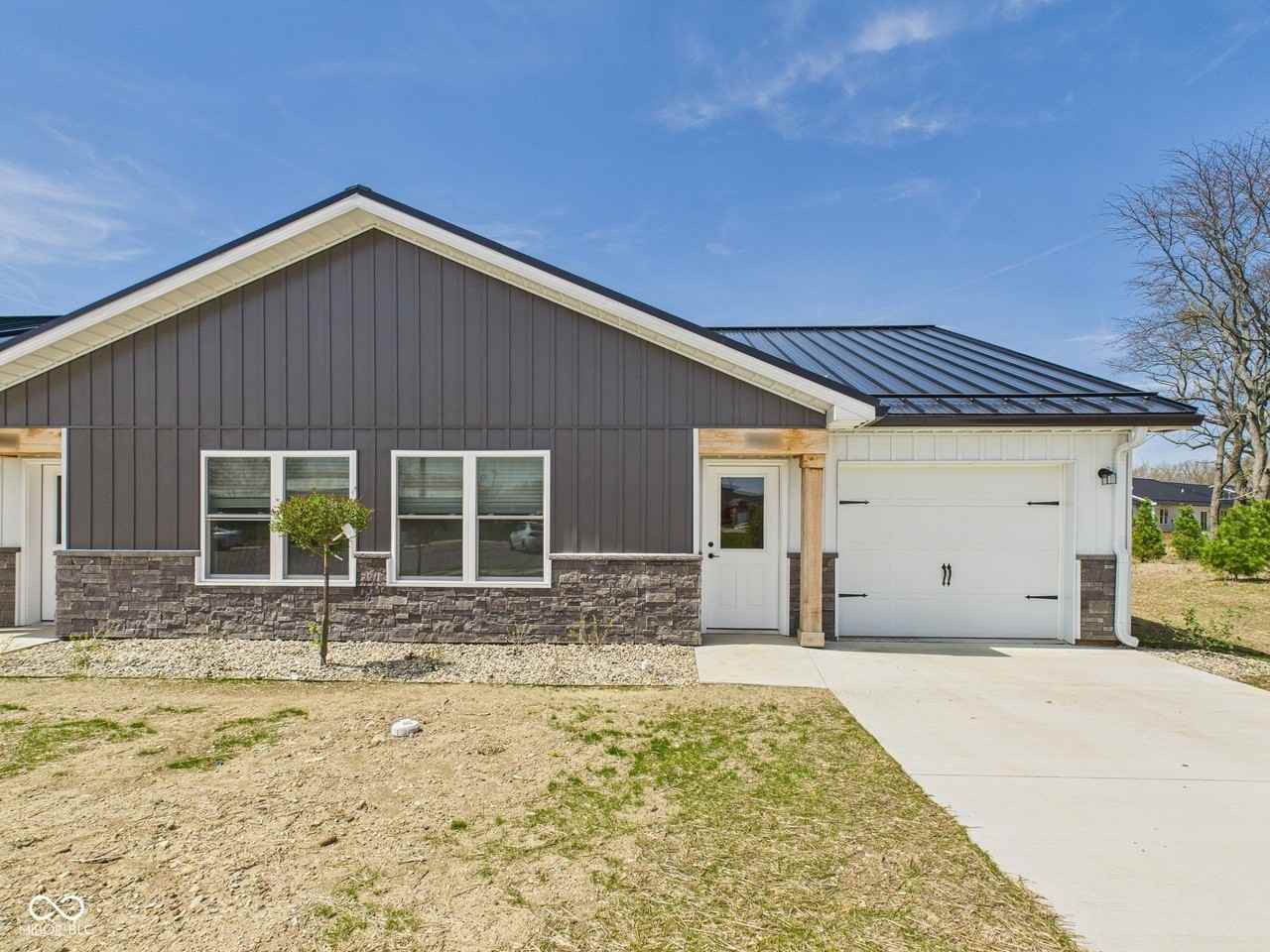 9904 9904 W Bison Drive - Photo 2 of 20