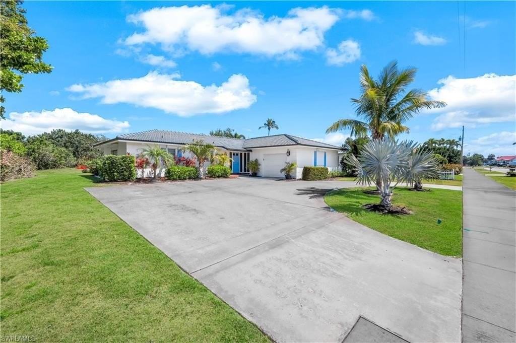 1382 Jamaica Road - Photo 2 of 27