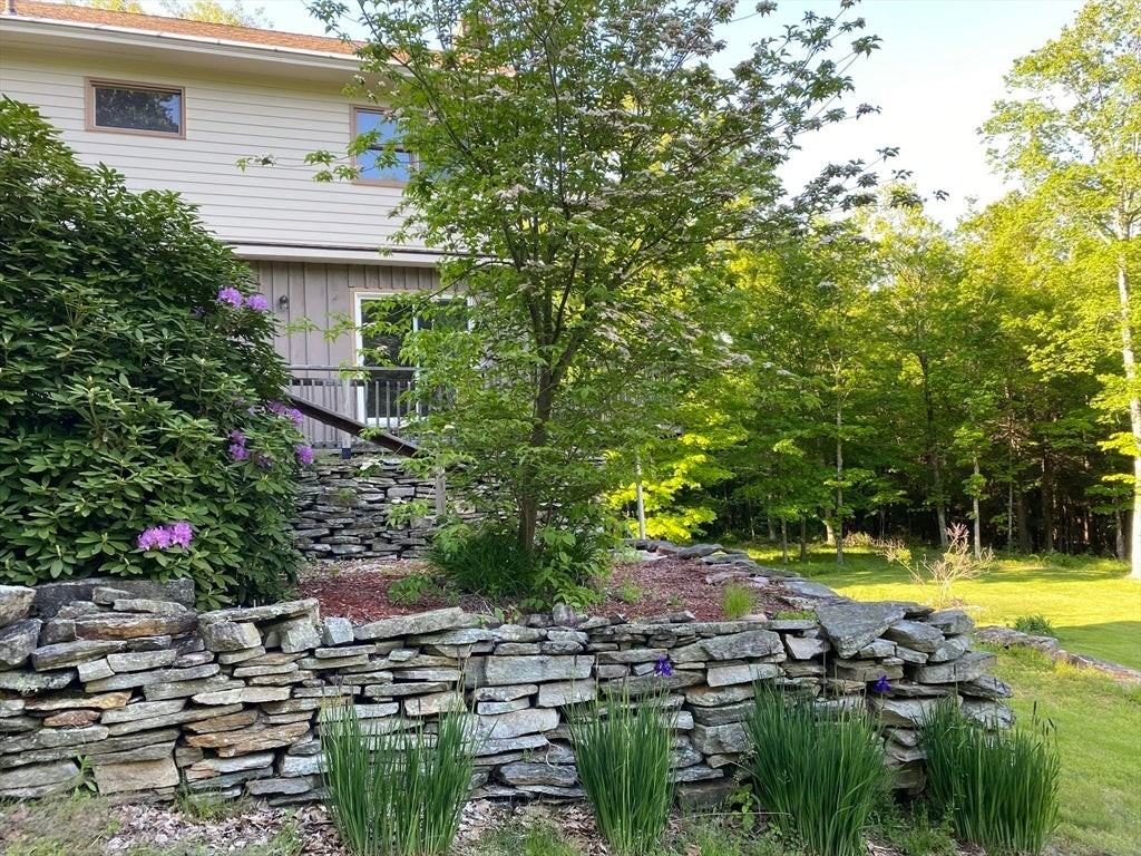 115 Montague Rd - Photo 3 of 26