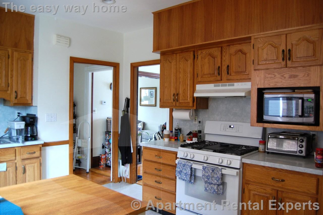 14A Cottage Ave #2 - Photo 3 of 21