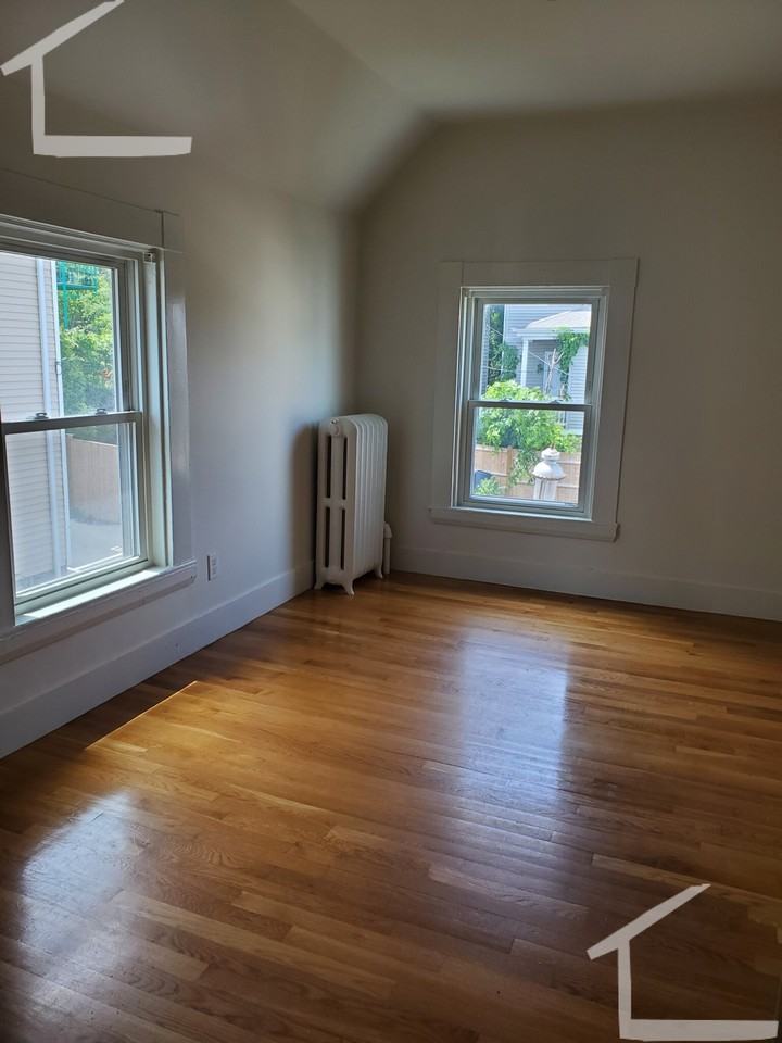 Winship St - Photo 5 of 11
