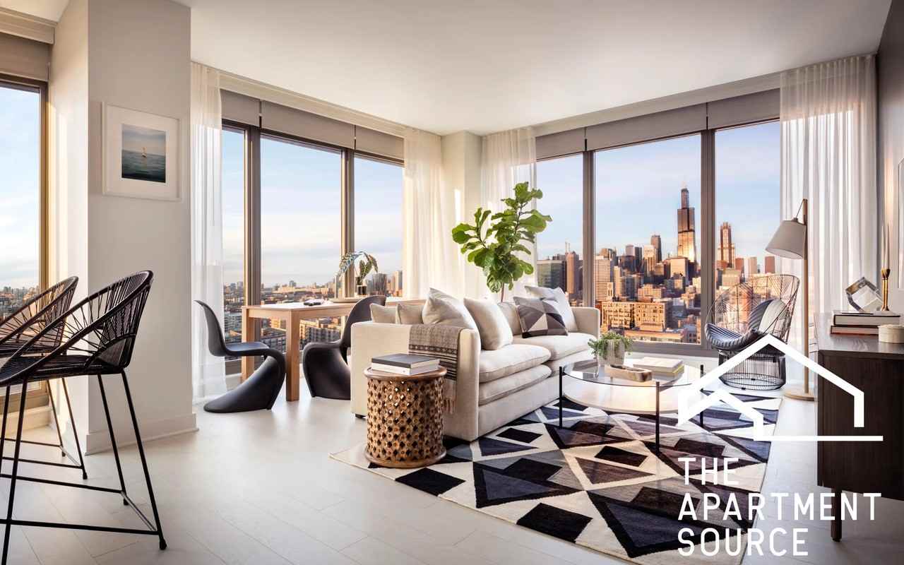 1035 W Van Buren St - Photo 4 of 17