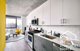 160 N Elizabeth St - Photo 1 of 1