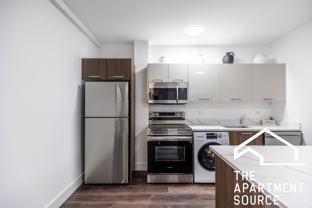 1553 W Hollywood Ave #212 - Photo 1 of 1