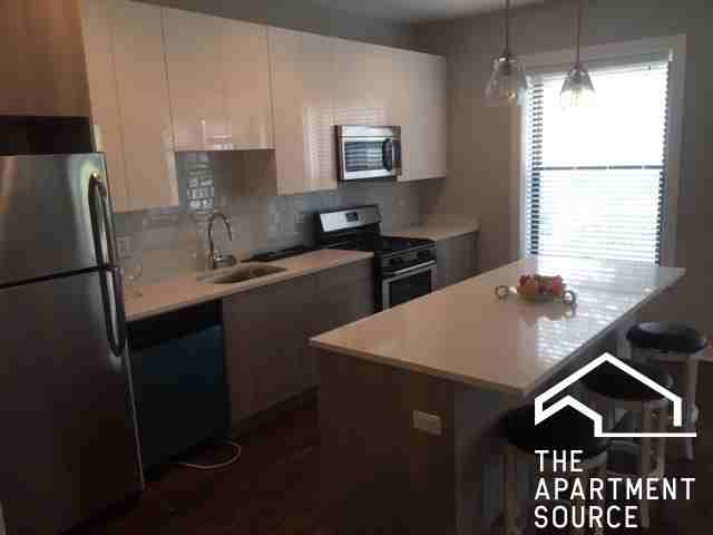 1201 W Addison St #1 - Photo 2 of 12