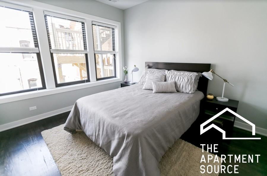 1201 W Addison St #1 - Photo 7 of 12
