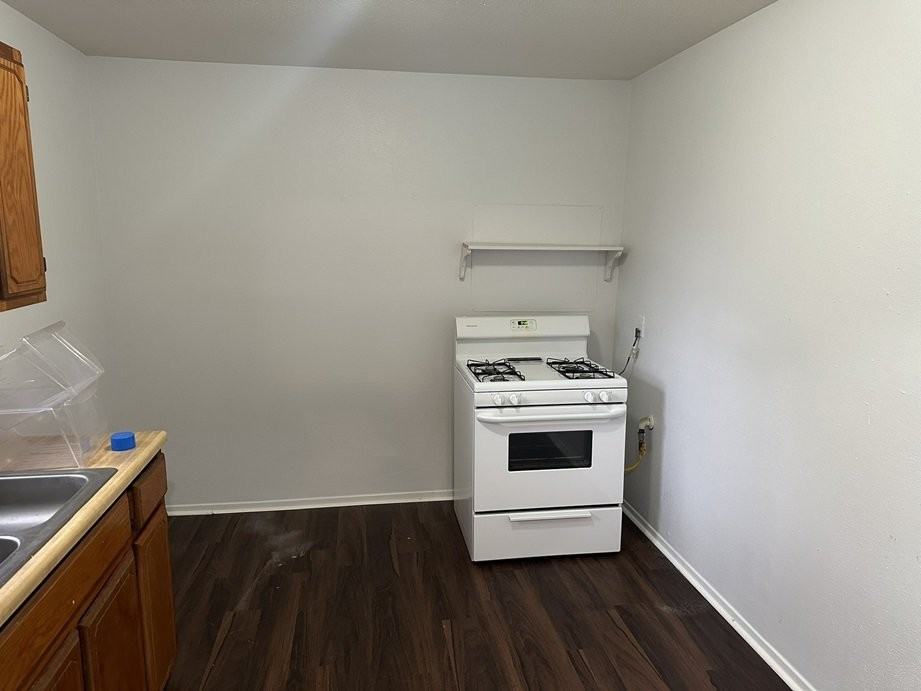 2007 Wyoming St #3 - Photo 5 of 9