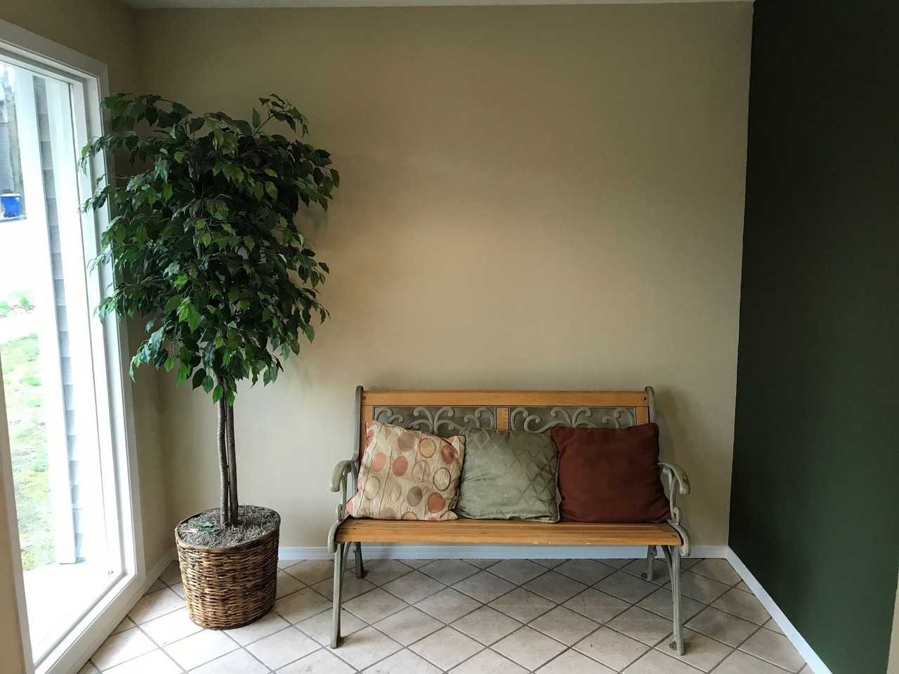 125th Apartments - Photo 4 of 8