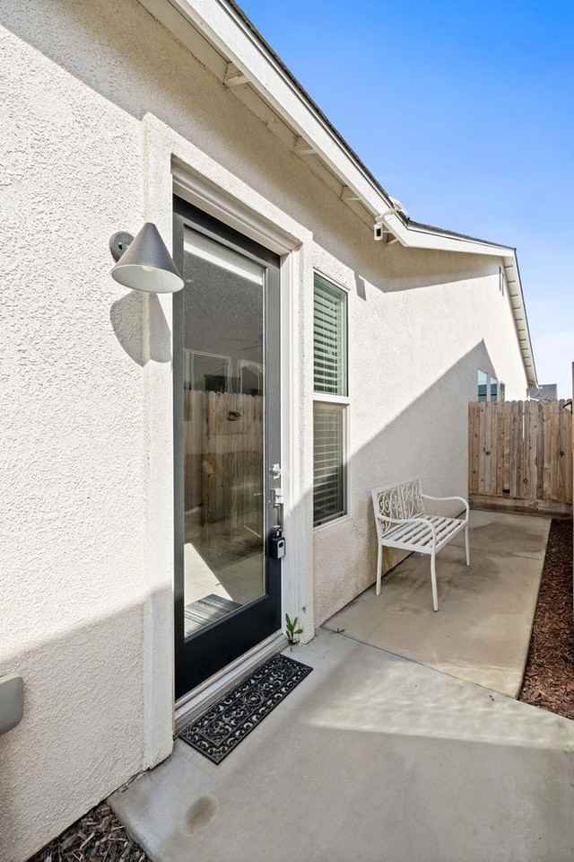 336 E Tyler Ct - Photo 2 of 20