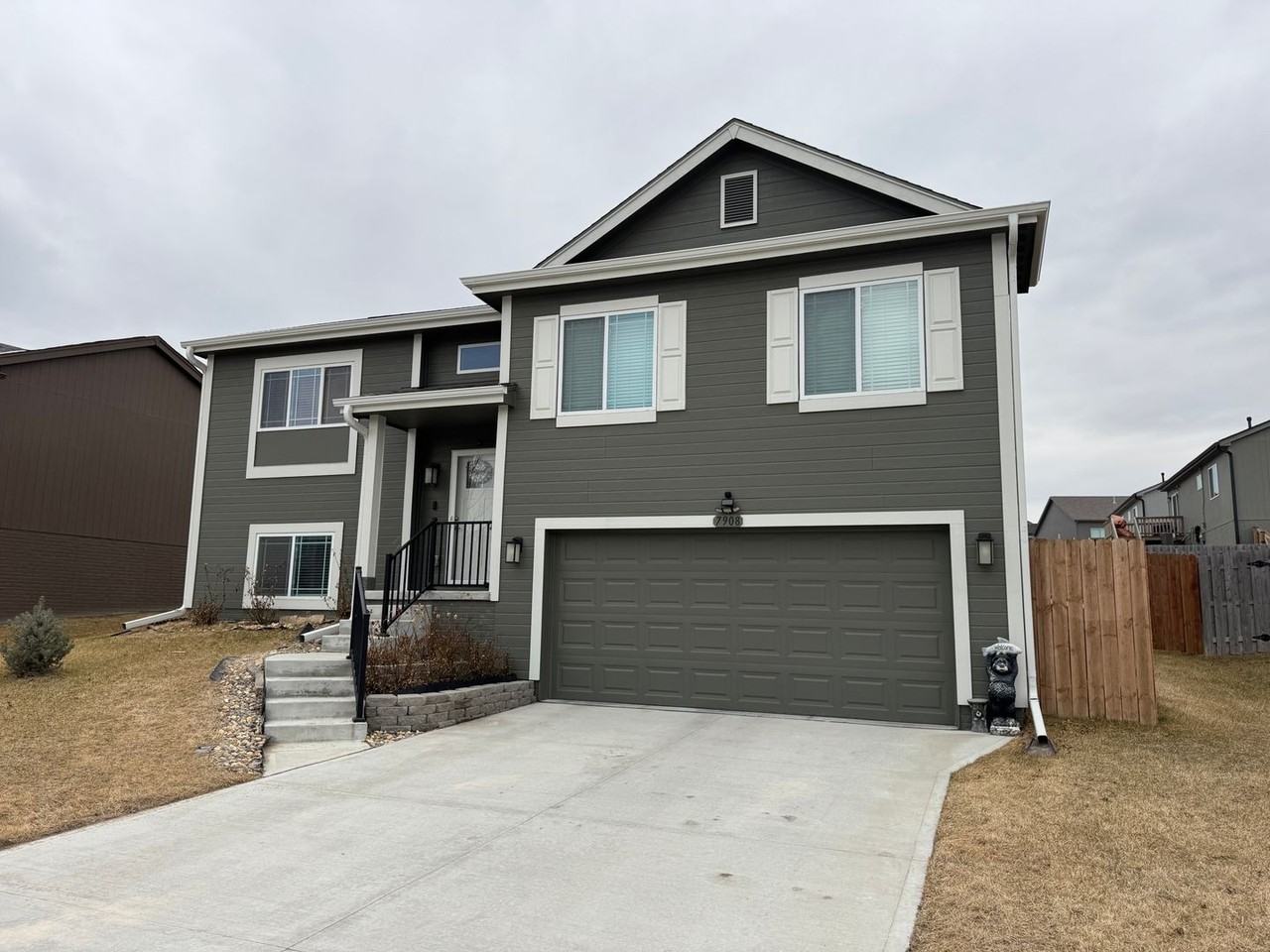 7908 N 148th St - Photo 2 of 24