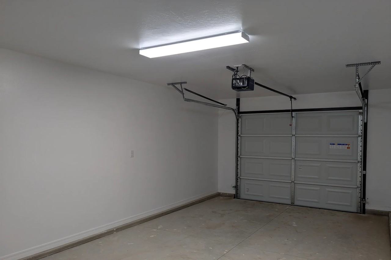 1119 Caprock St Unit B - Photo 2 of 11