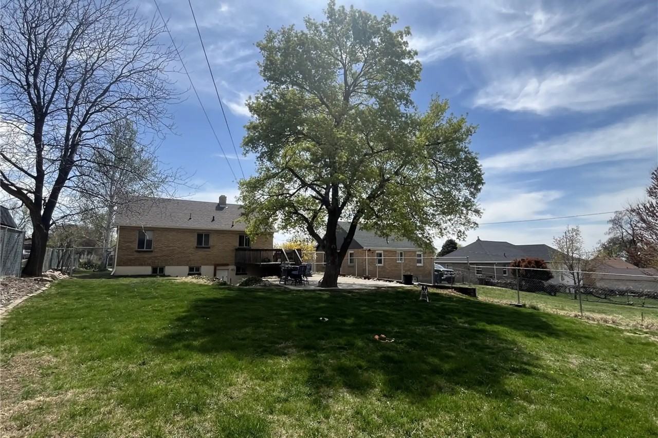 1278 Sheridan Dr - Photo 3 of 21