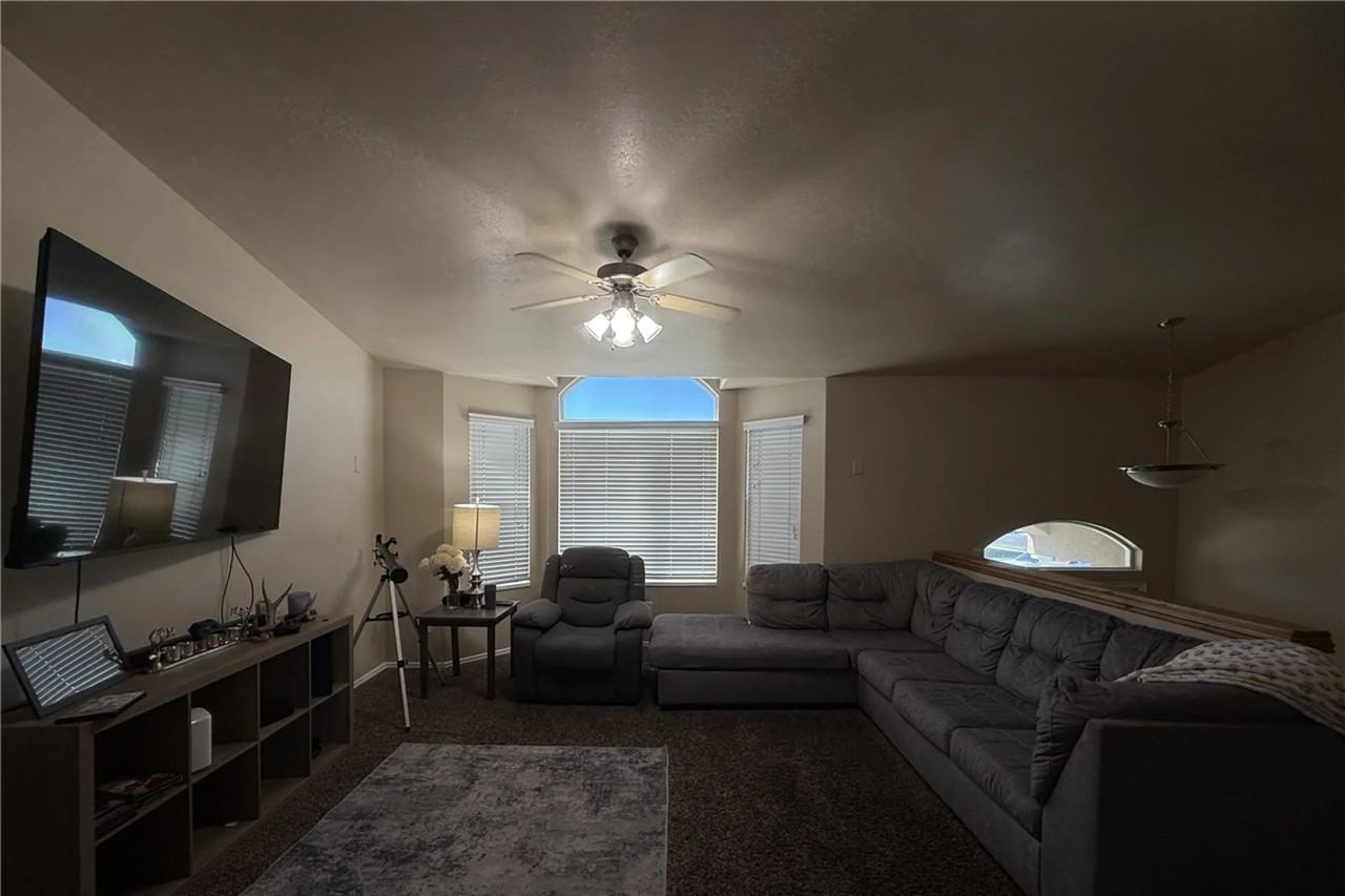 3208 W 525 N - Photo 2 of 15