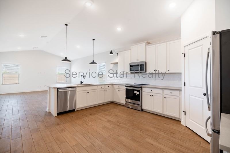 16635 N Lunar St - Photo 3 of 30