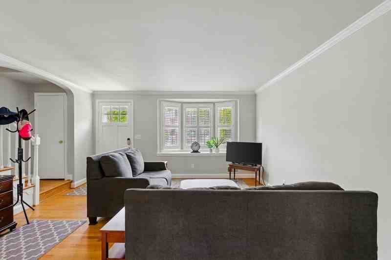 308 Old Trail Rd - Photo 3 of 22