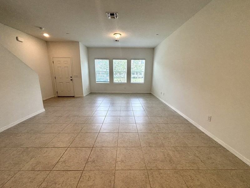 3054 Springwell Loop - Photo 2 of 20
