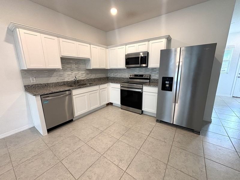 3054 Springwell Loop - Photo 3 of 20