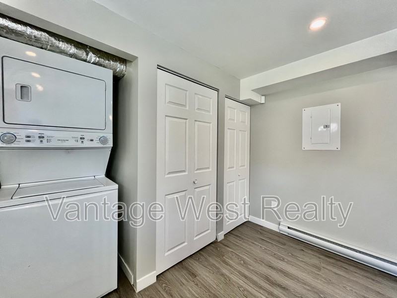 400 Cactus Rd - Photo 2 of 16