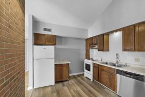 featured image of 101 Waldorf Pkwy