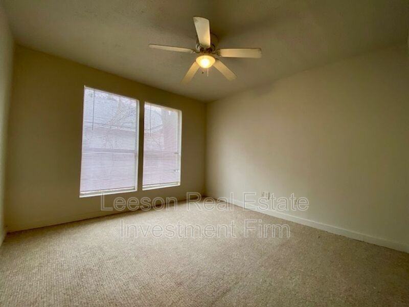 501 Wyche St - Photo 7 of 11