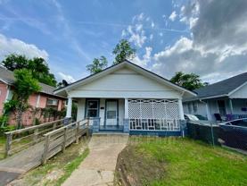 2725 Lillian St - Photo 1 of 1