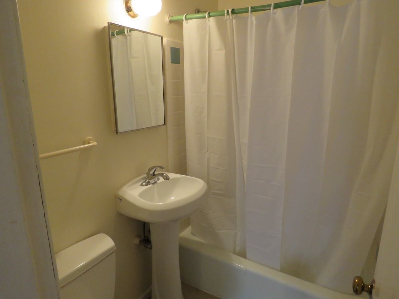 505 Beacon St #15 - Photo 4 of 5
