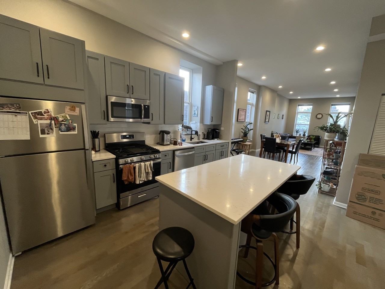 1363 W Chicago Ave #2 - Photo 2 of 25