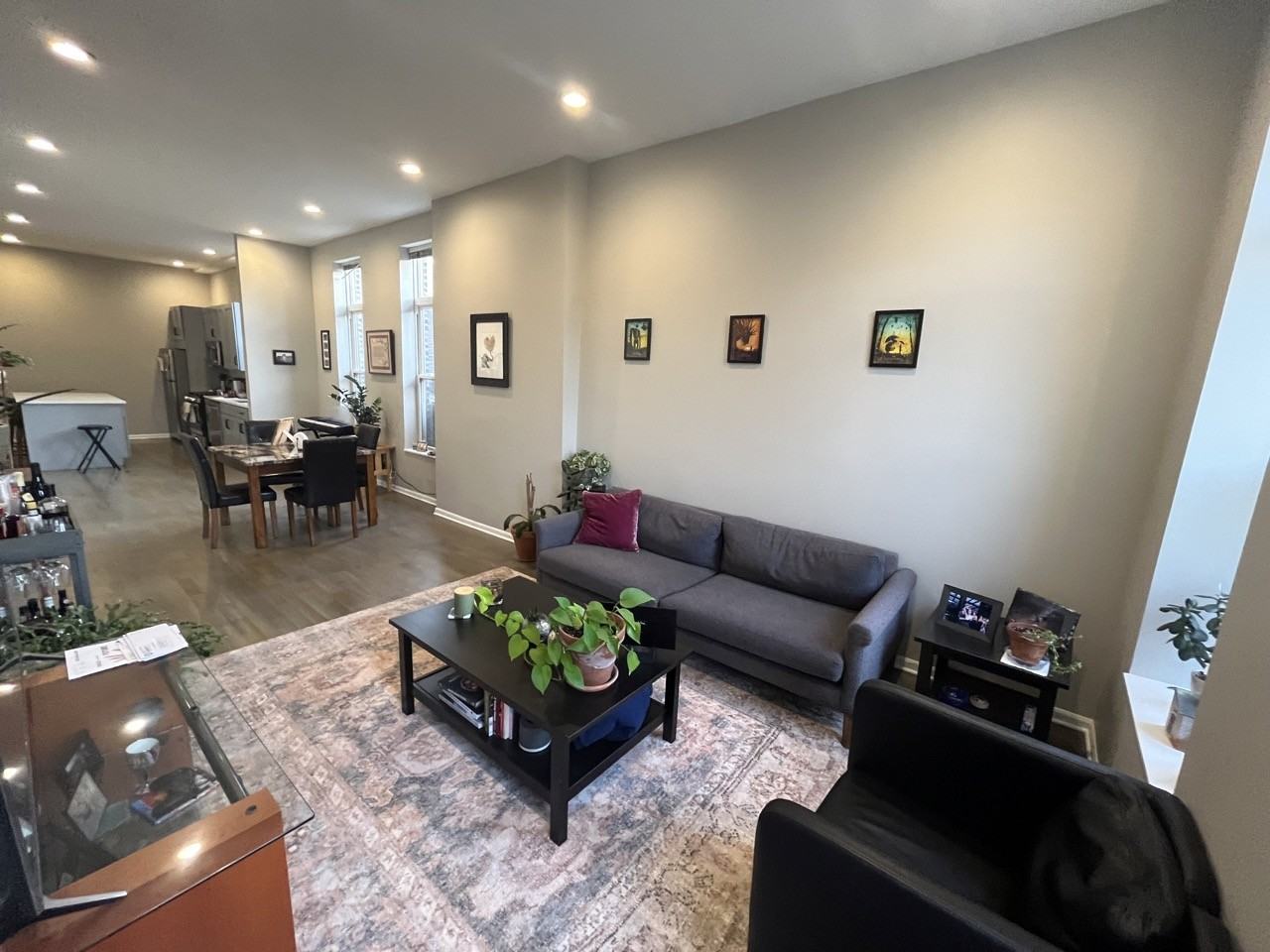 1363 W Chicago Ave #2 - Photo 6 of 25