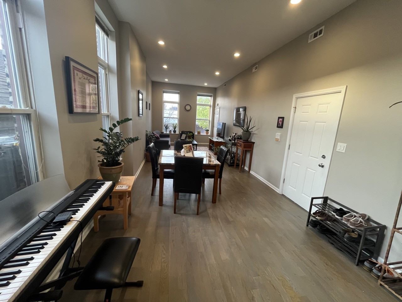 1363 W Chicago Ave #2 - Photo 7 of 25