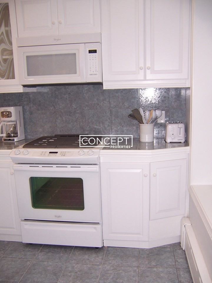 188 Maverick St #2FL - Photo 7 of 19