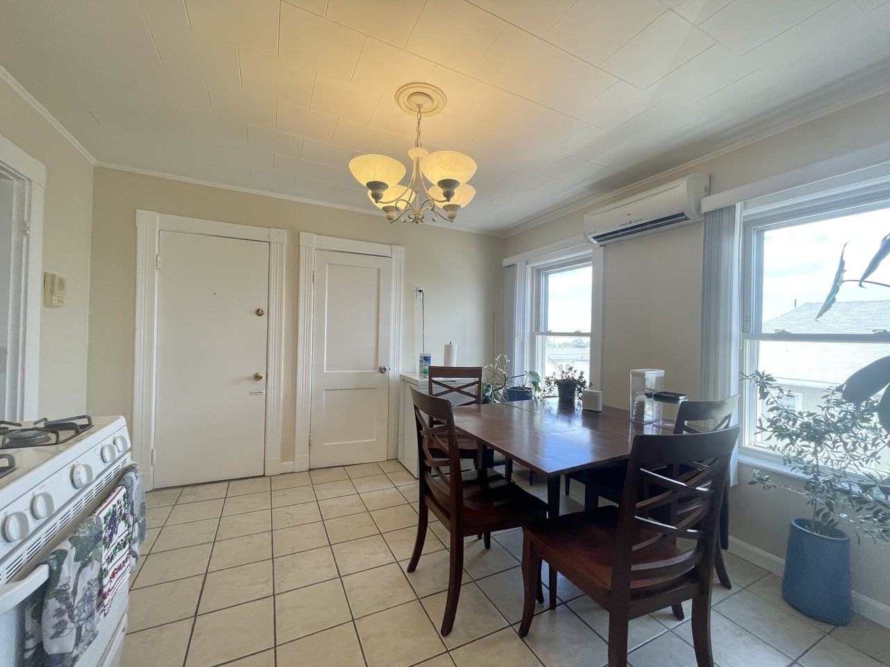 94 Saint Andrew Rd #3 - Photo 5 of 21