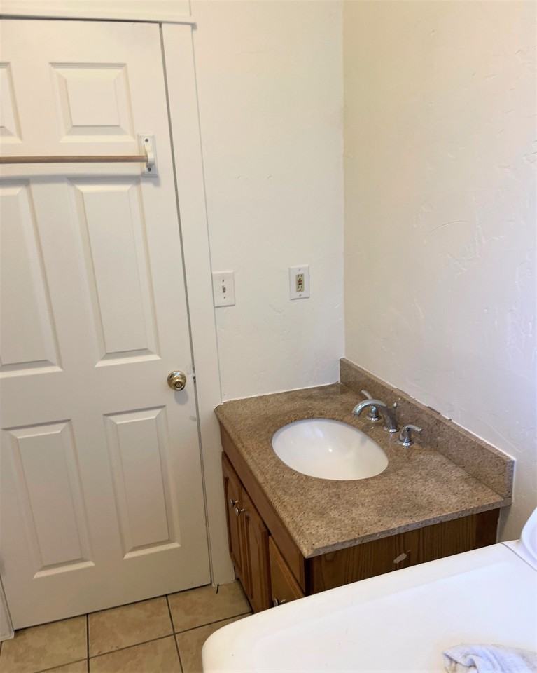 11 S Meade St #NA - Photo 7 of 8