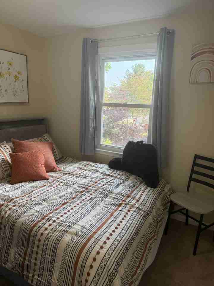 1005 Horizon Rd #B - Photo 4 of 8