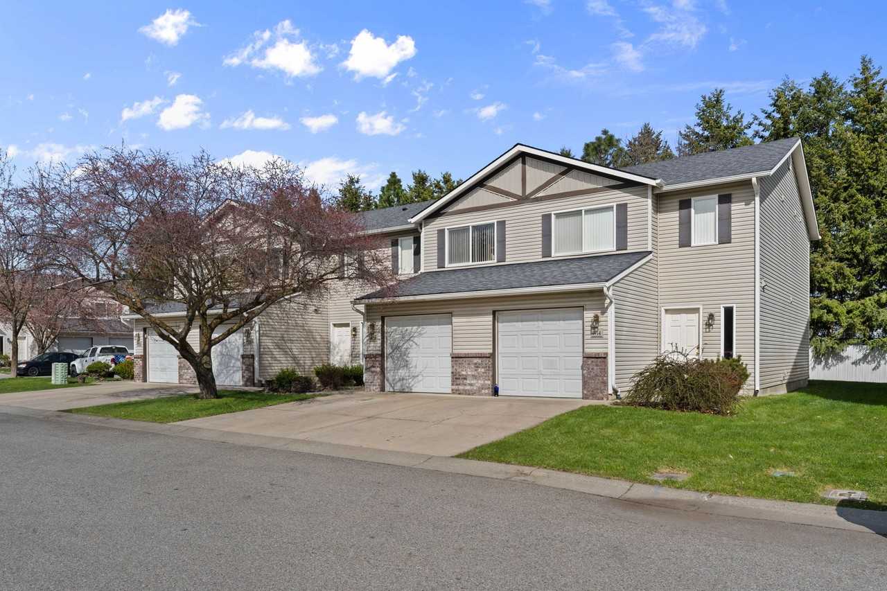 RP - 4930 North Orchid Lane - Photo 3 of 10