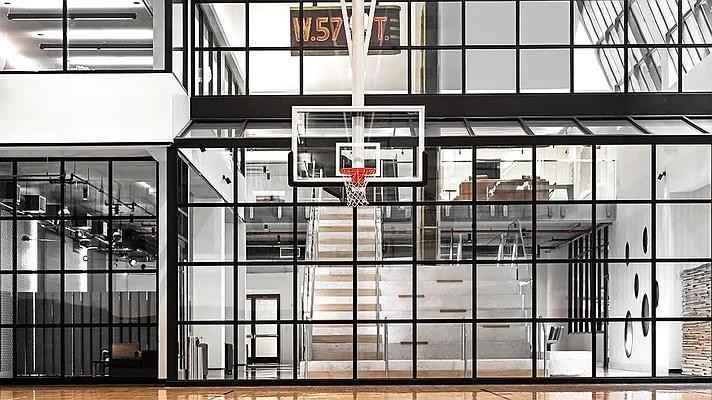 W 57th St #720 - Photo 4 of 20