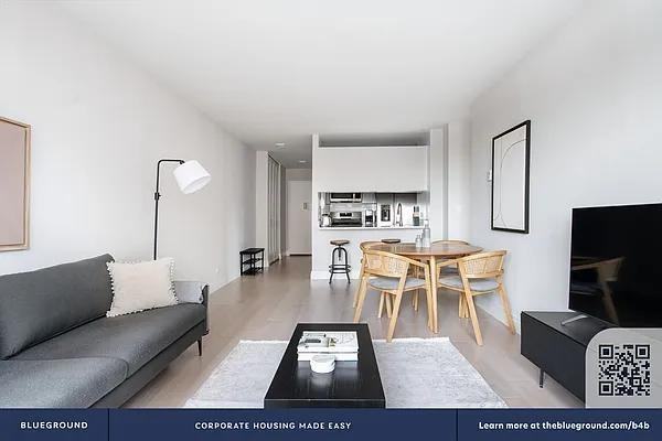 E 95th St #27D - Photo 5 of 20