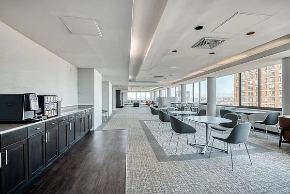 E 95th St #A33L - Photo 7 of 14