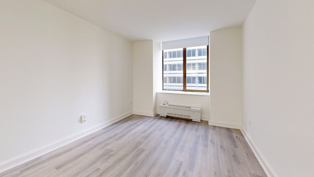 Hanover Sq #11F - Photo 3 of 7