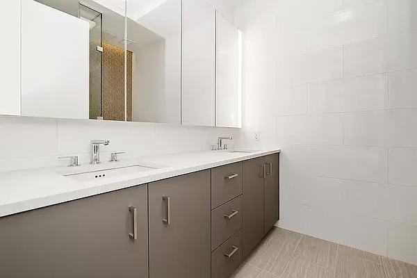 W 33rd St #35B - Photo 5 of 20