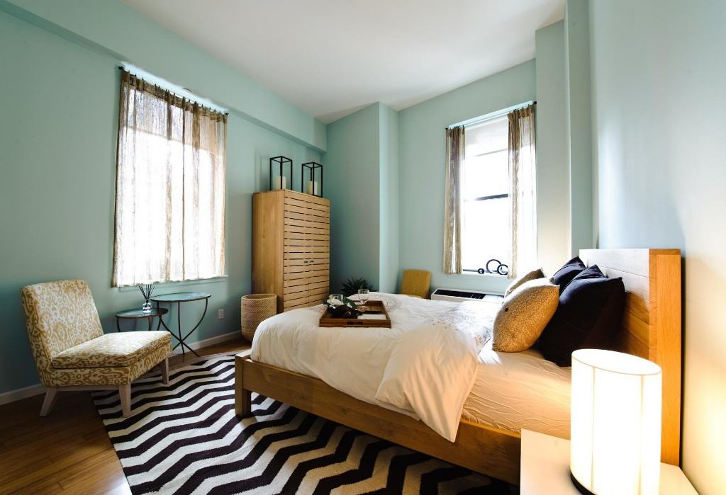 West St #7L - Photo 3 of 9