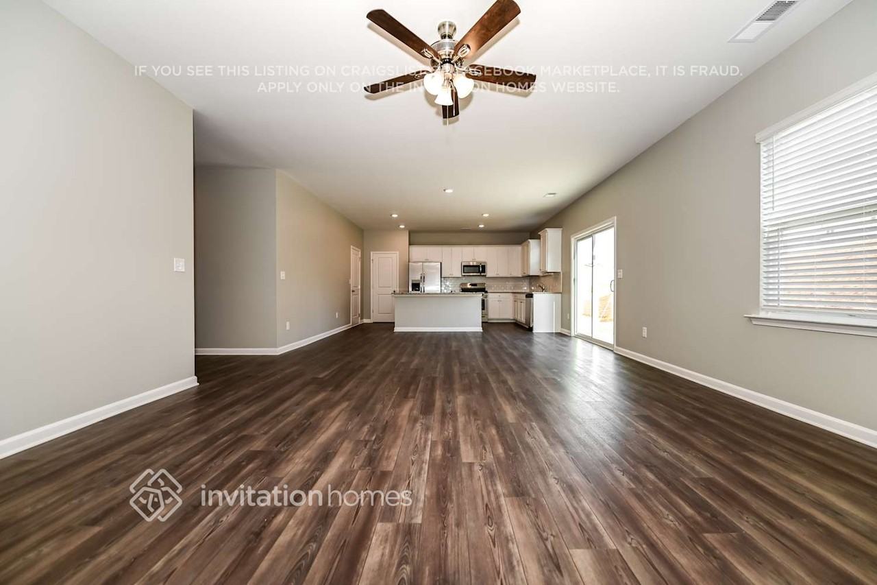 800 Gelderland Dr - Photo 4 of 18