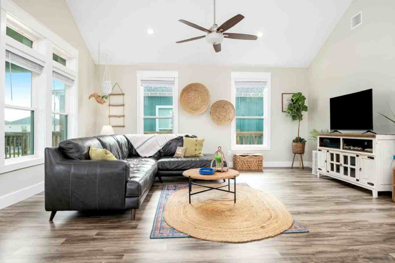 951 Gulf Shores Drive - Photo 5 of 100